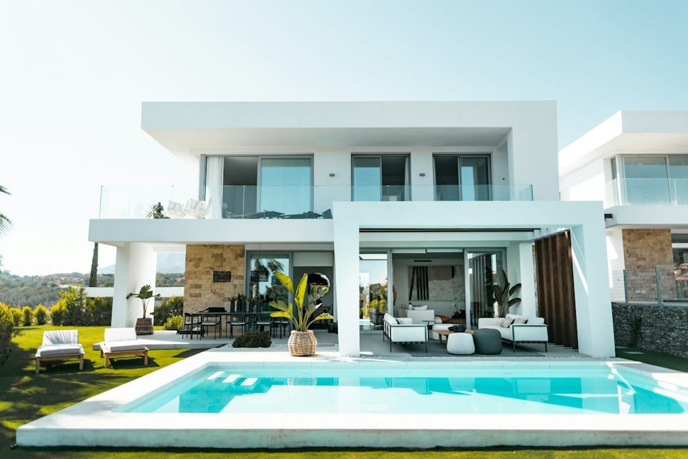 Illustrative staging property photo; not the advertised location